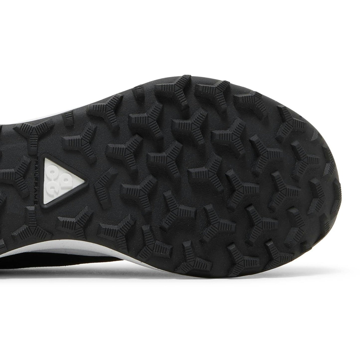 Nike ACG Lowcate ‘Black White’ DX2256-001