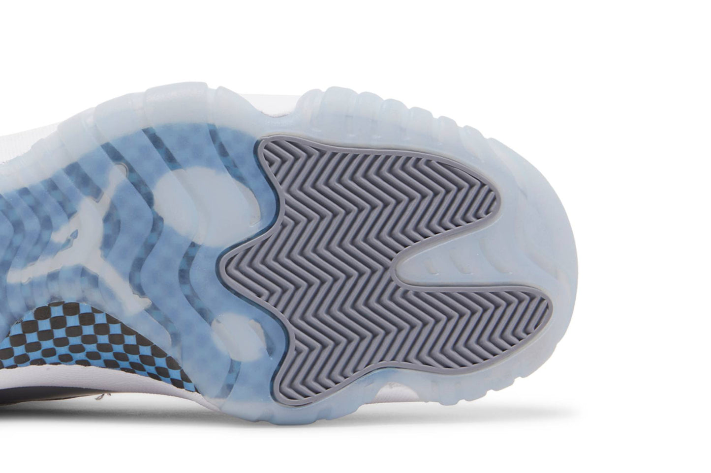 Air Jordan 11 Retro Low ‘Cement Grey’ AV2187-140