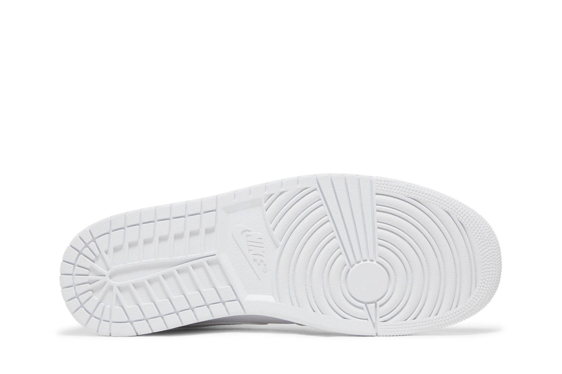 Air Jordan 1 Mid ‘Triple White’ 2022 554724-136
