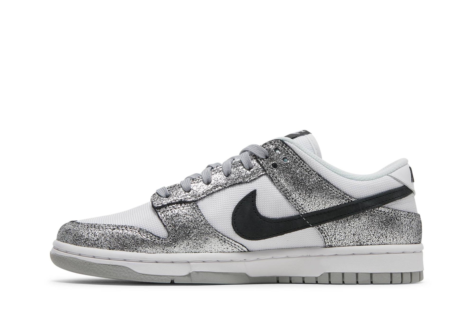 ( Women ) Nike Dunk Low ‘Shimmer’ DO5882-001