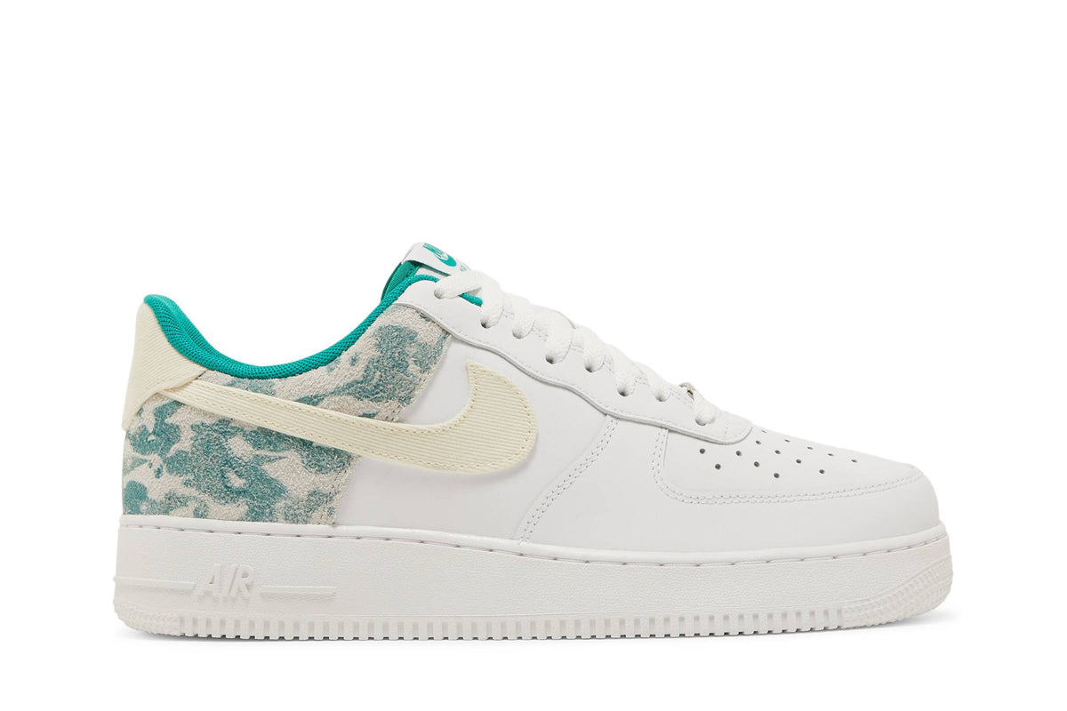 Nike Air Force 1 07 LV8 Neptune Green Camo DX3365-100