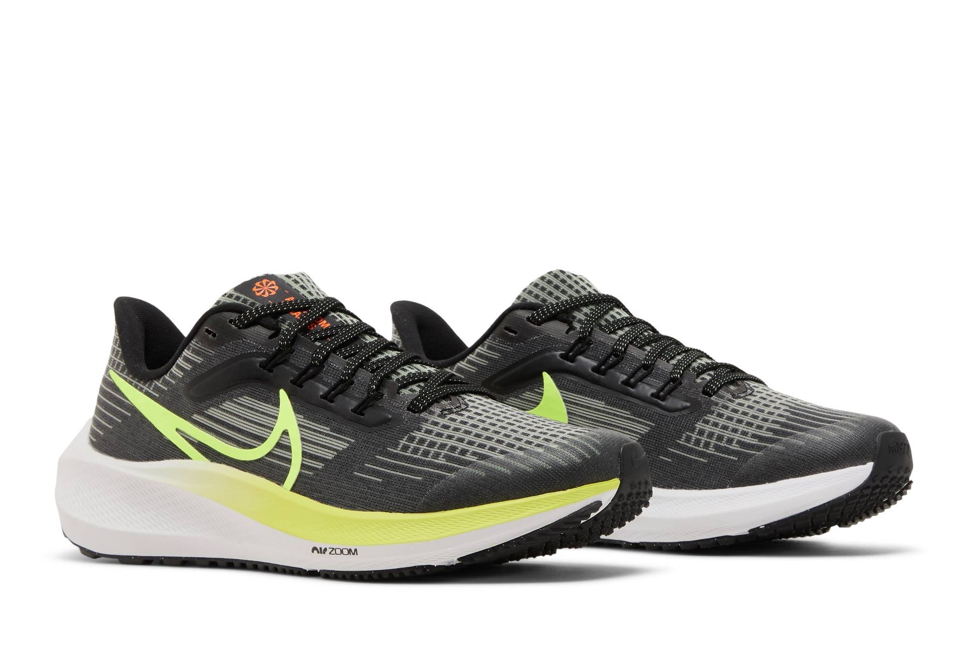 ( Grade School ) Nike Air Zoom Pegasus 39 ‘Black Barely Volt’ DM4015-002