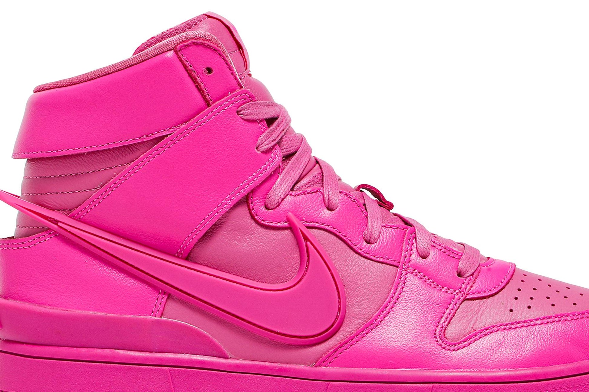 AMBUSH X Nike Dunk High ‘Cosmic Fuchsia’ CU7544-600