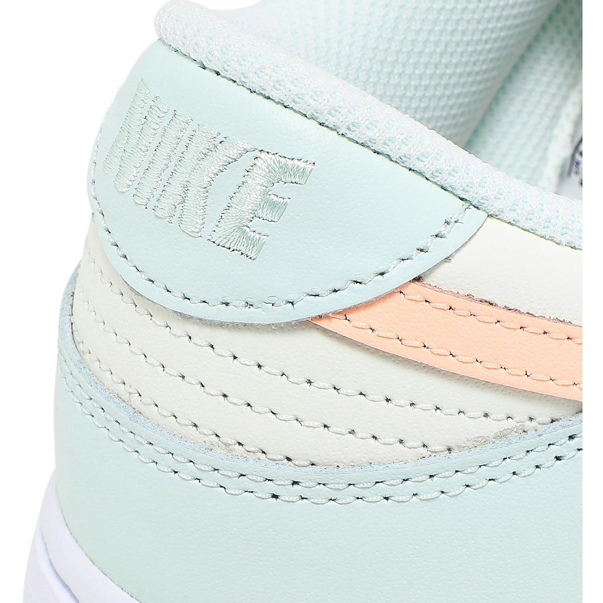 ( Women ) Nike Dunk Low ‘Barely Green’ DD1503-104