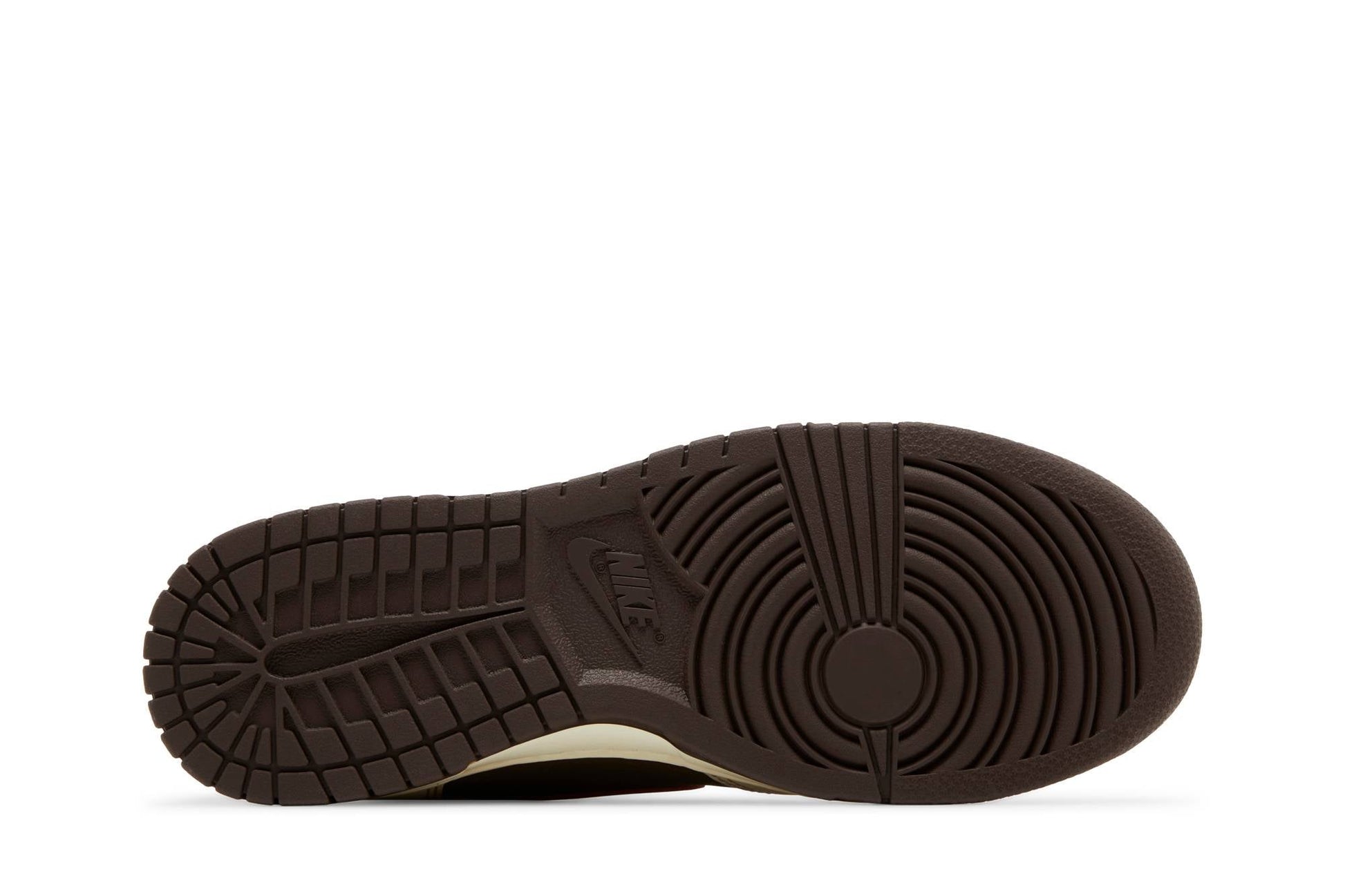 Nike Dunk High SE Baroque Brown FB8892-200