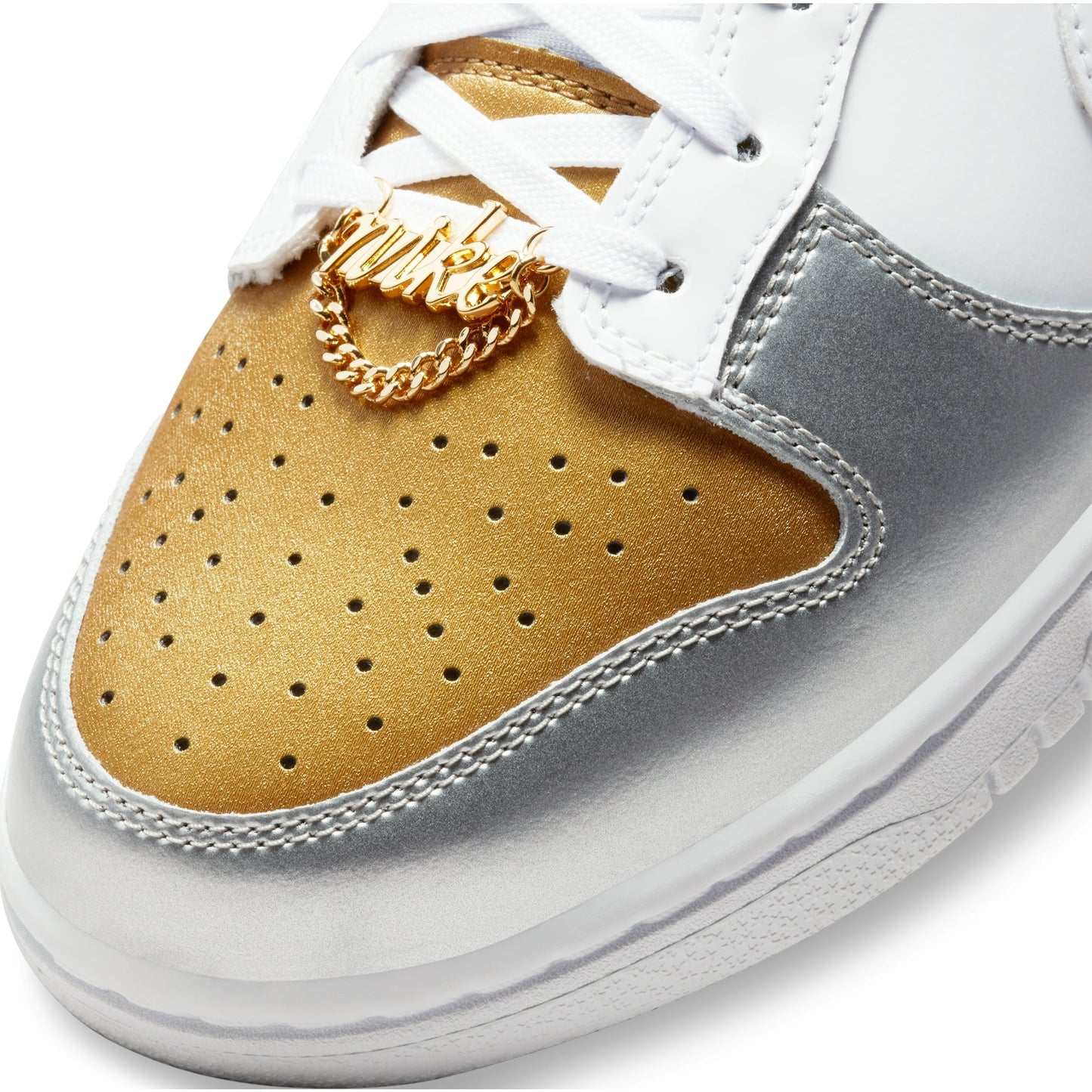 ( Women ) Nike Dunk Low SE ‘White Metallic Gold Silver’ DH4403-700