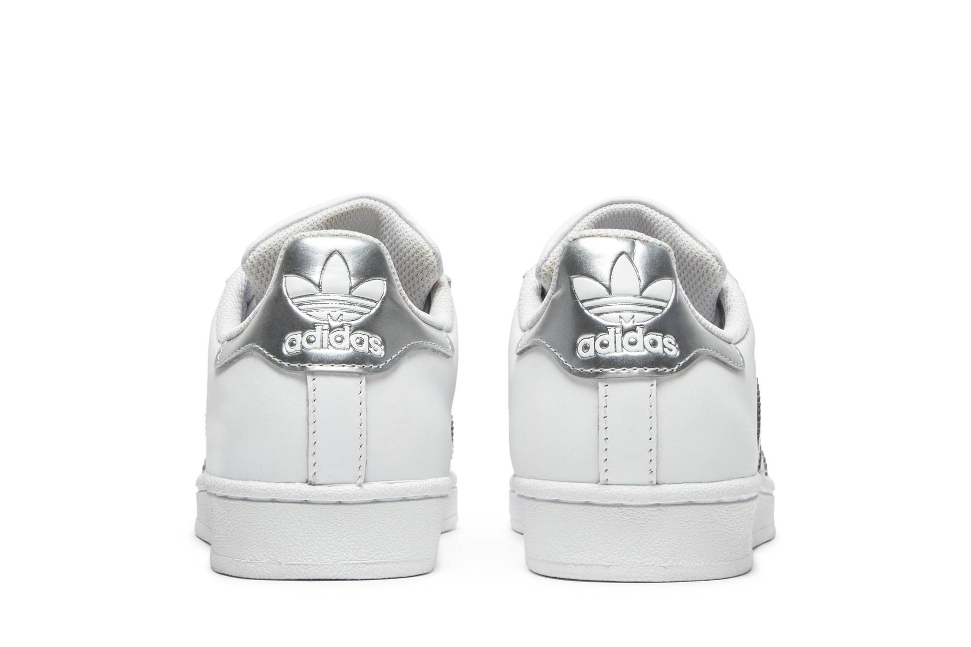 ( Women ) Adidas Superstar ‘White Silver Metallic’ AQ3091