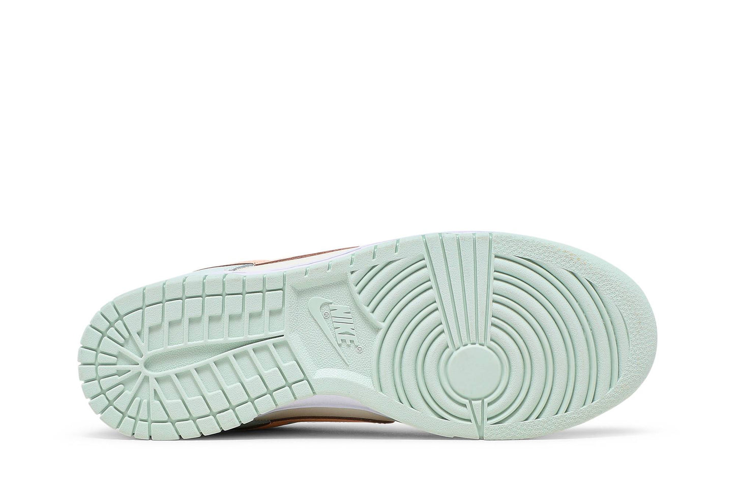 ( Women ) Nike Dunk Low ‘Barely Green’ DD1503-104