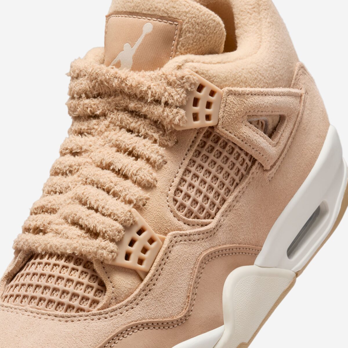 Air Jordan 4 WMNS “Cozy Girl”