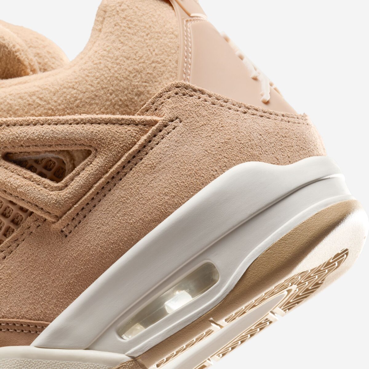 Air Jordan 4 WMNS “Cozy Girl”