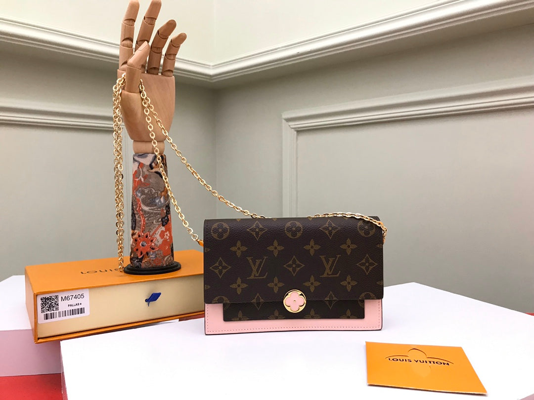 Louis Vuitton Pallas Wallet on Chain Monogram Canvas & Rose Ballerine Pink