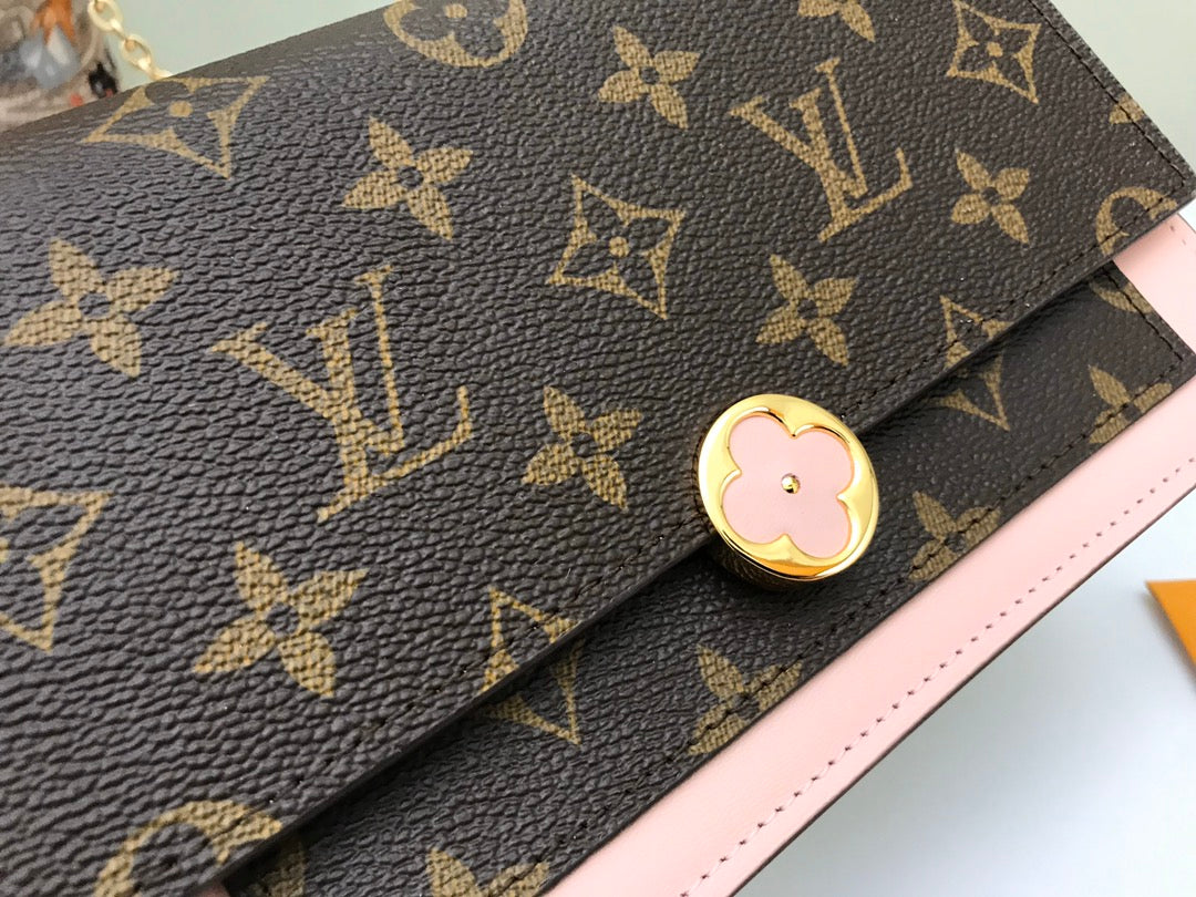 Louis Vuitton Elegant Monogram Canvas Chain Crossbody Bag with Pink Leather Trim