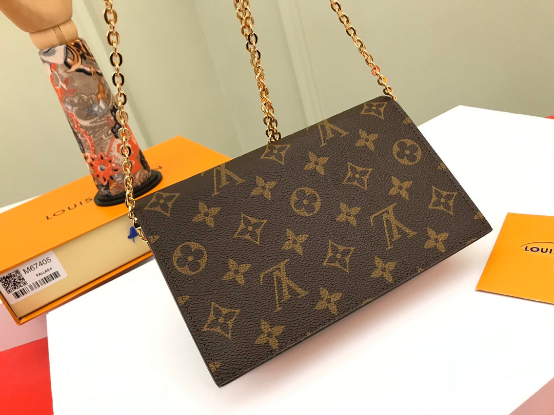 Louis Vuitton Pallas Wallet on Chain Monogram Canvas &amp; Rose Ballerine Pink