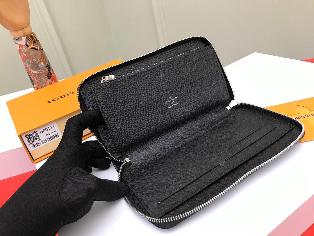 Louis Vuitton Classic Grey Checkerboard Zip-Around Long Clutch Wallet