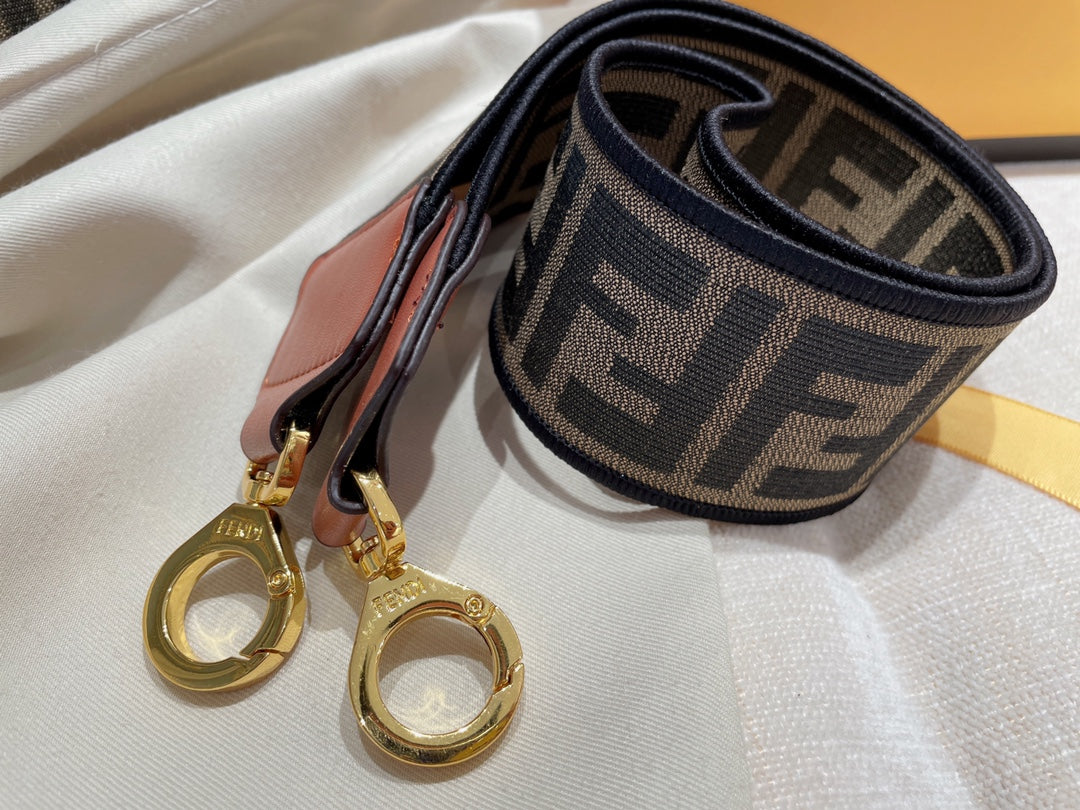 Fendi FF Monogram Canvas Peekaboo ISeeU Medium Bag - Luxury Top Handle Tote