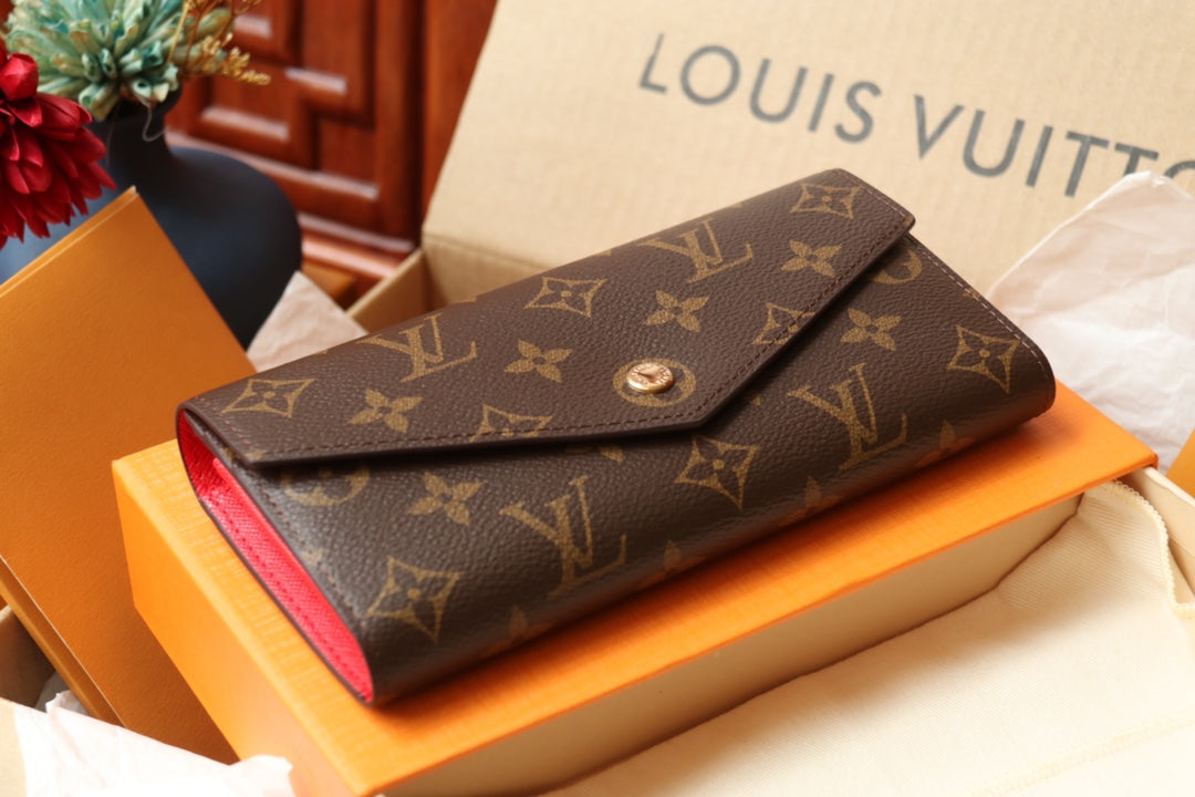 Louis Vuitton Elegant Brown Monogram Canvas Envelope Wallet with Snap Closure