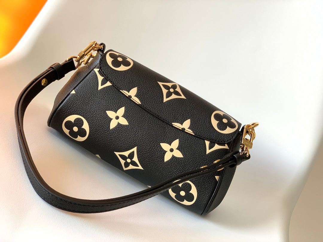 Louis Vuitton Elegant Black Leather Monogram Crossbody Bag with Gold Chain