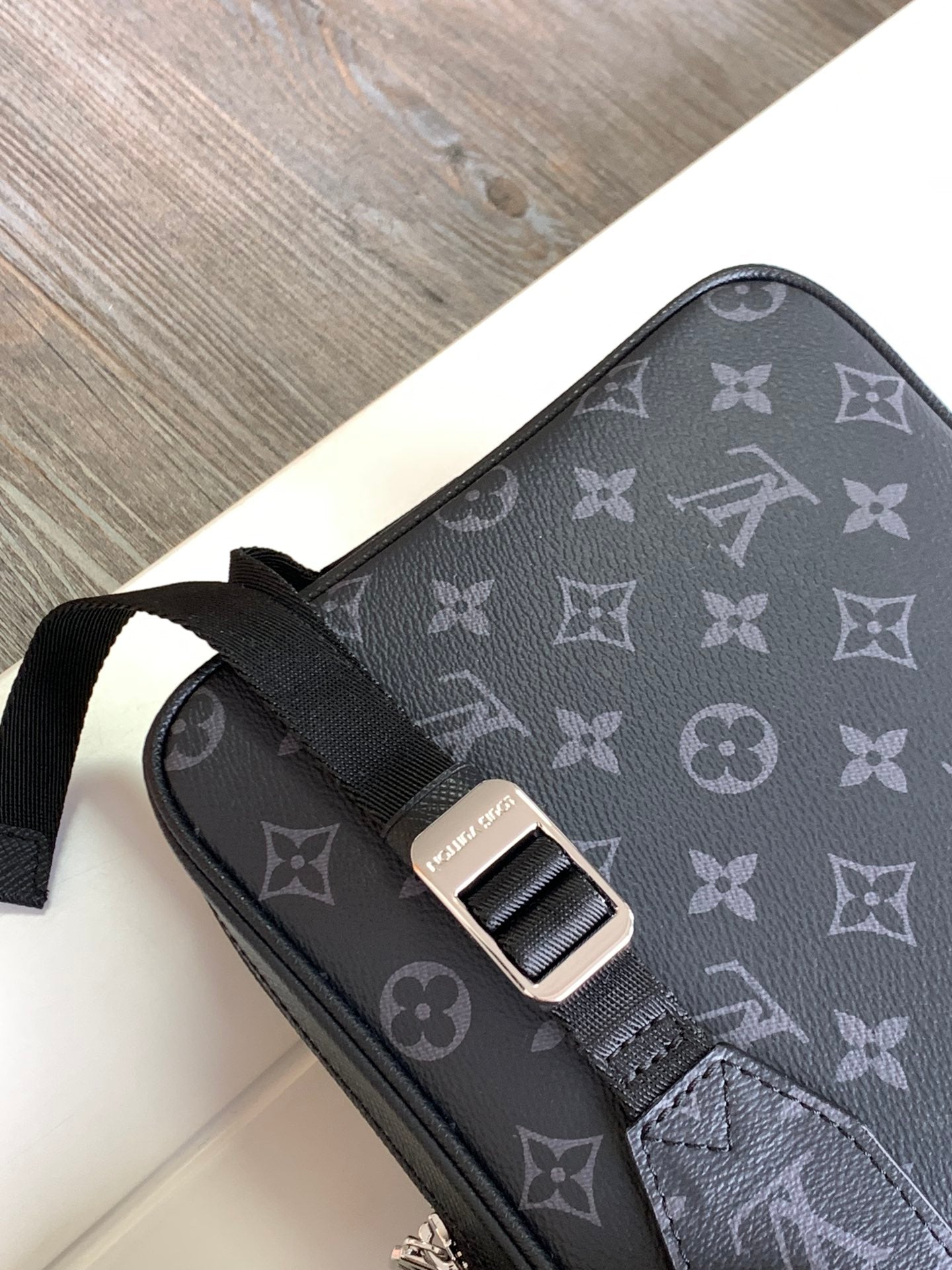 Louis Vuitton Luxury Black Monogram Canvas Crossbody Messenger Bag for Men