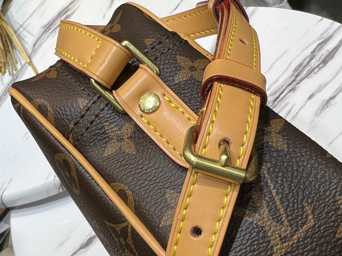 Louis Vuitton Vintage Brown Monogram Canvas Crossbody Bag with Leather Trim