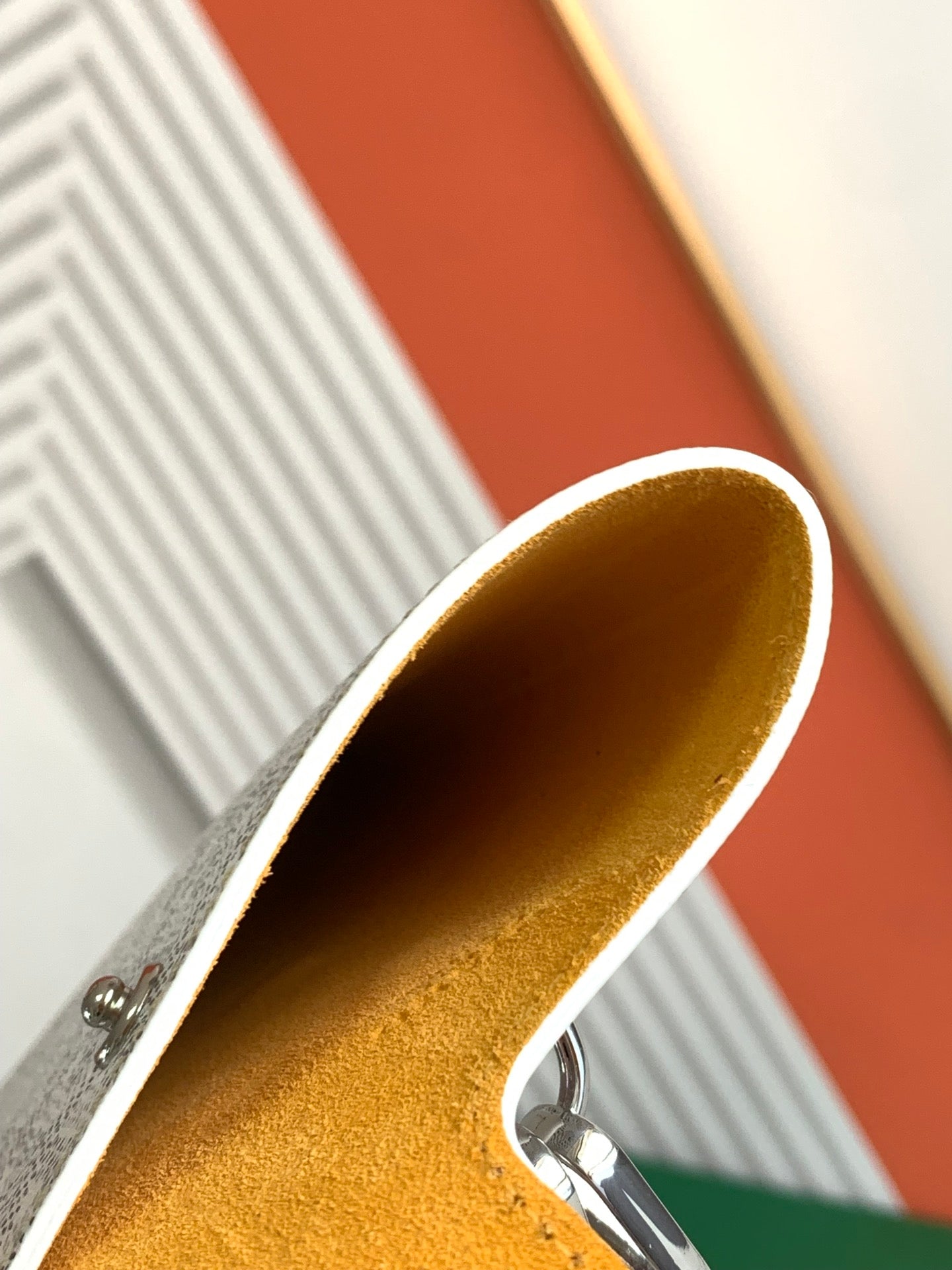 Gogy Grey Chevron Print Leather Crossbody Phone Bag with Strap