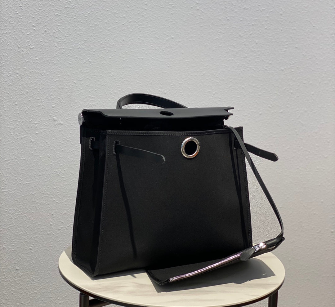 Elegant Black Structured Top-Handle Handbag - Versatile Satchel with Shoulder Strap