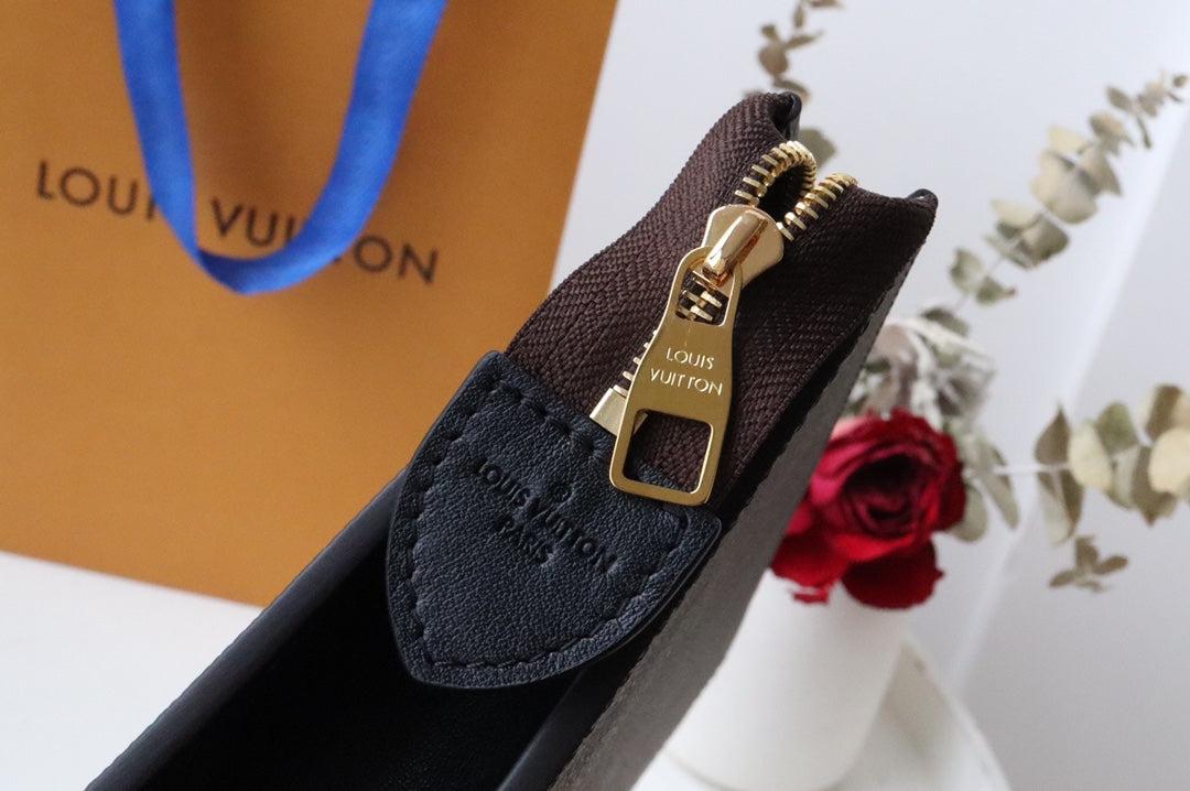 Louis Vuitton Classic Brown Monogram Canvas Zippered Clutch Pouch Organizer