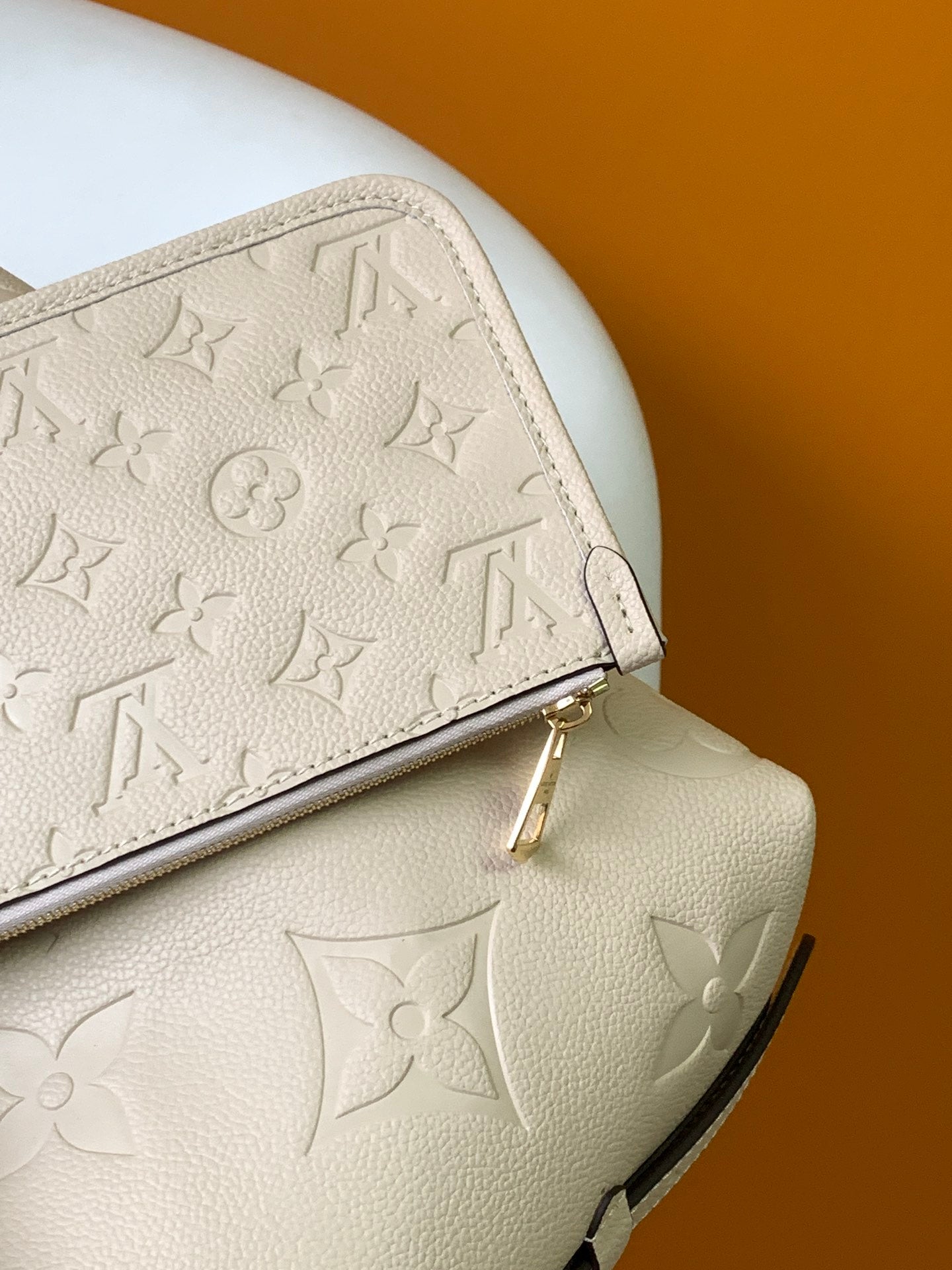Louis Vuitton Elegant Beige Embossed Leather Shoulder Bag with Hanging Tag