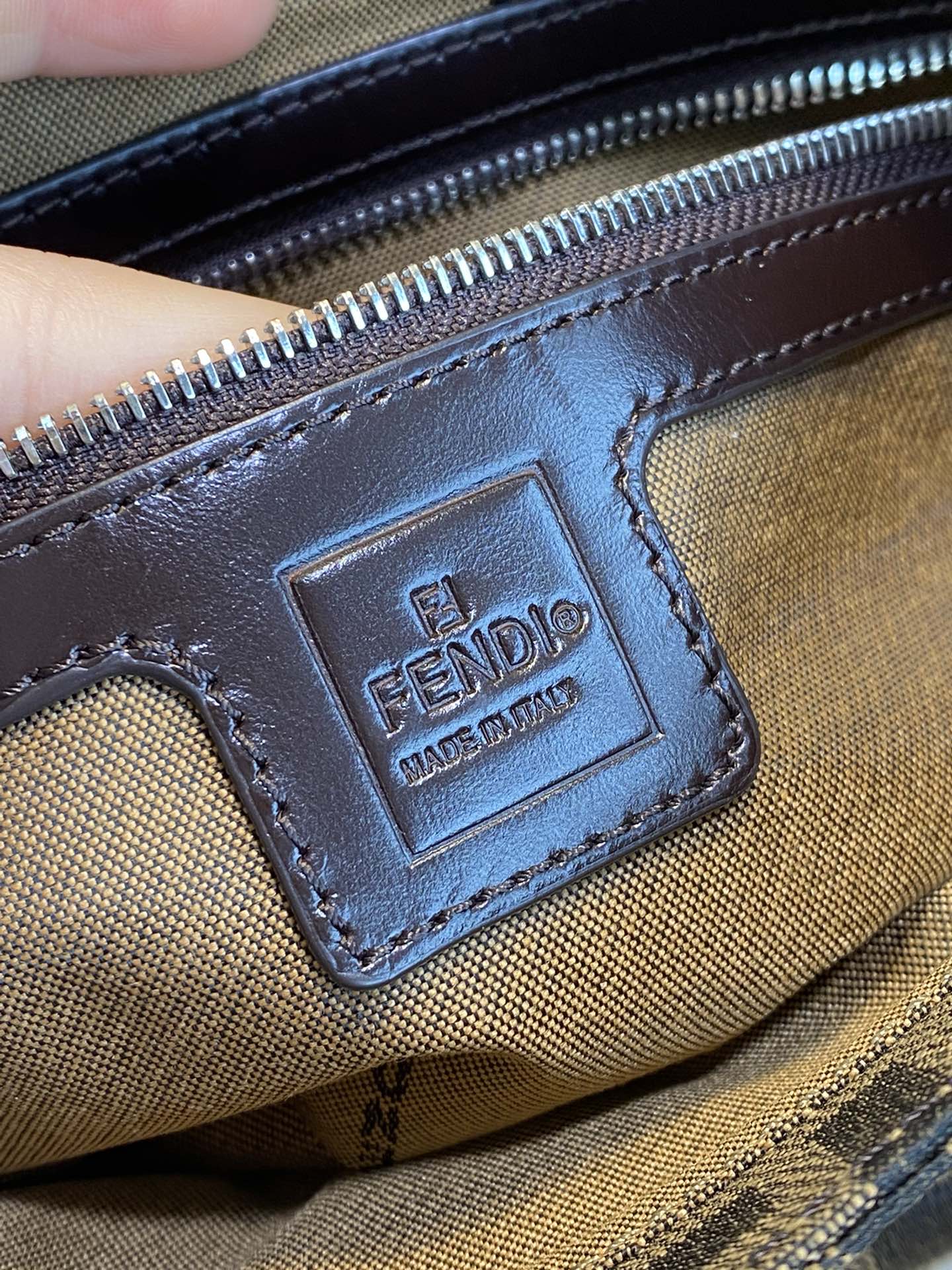 Fendi Zucca Canvas Baguette Shoulder Bag - Brown &amp; Silver