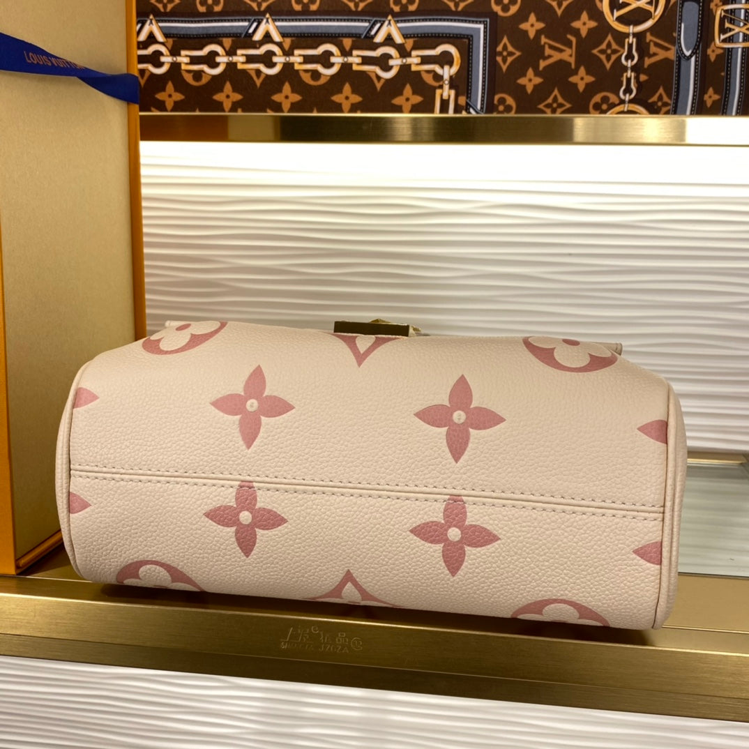 Louis Vuitton Elegant Beige Embossed Leather Shoulder Bag with Gold Chain