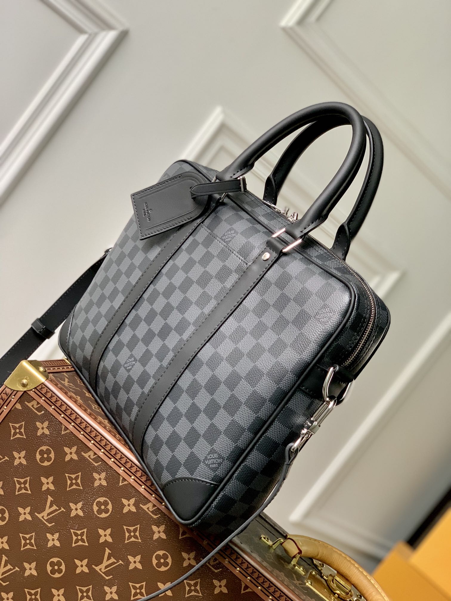 Louis Vuitton Classic Checkerboard Pattern Leather Business Briefcase Bag
