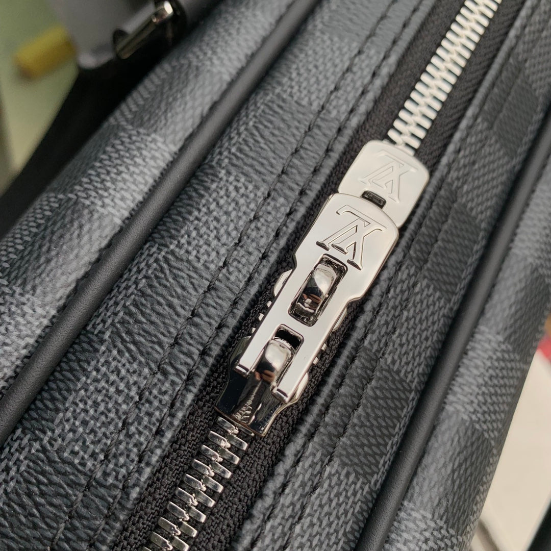 Louis Vuitton Classic Checkerboard Pattern Leather Business Briefcase Bag