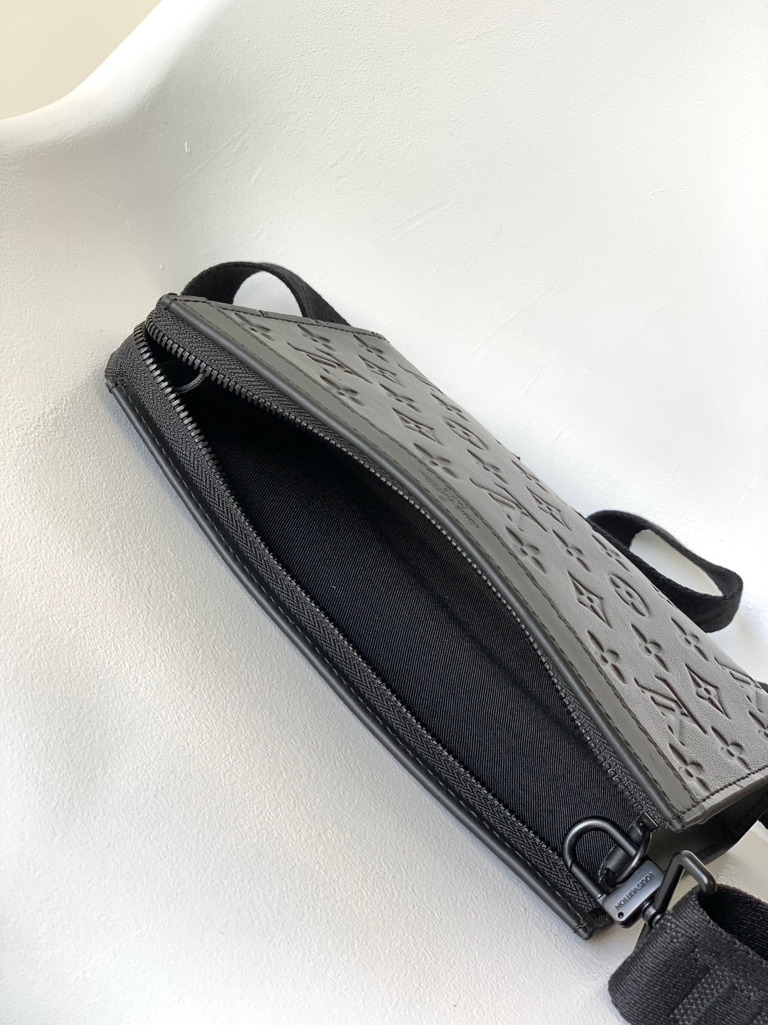 Louis Vuitton Black Embossed Leather Crossbody Messenger Bag with Detachable Pouch