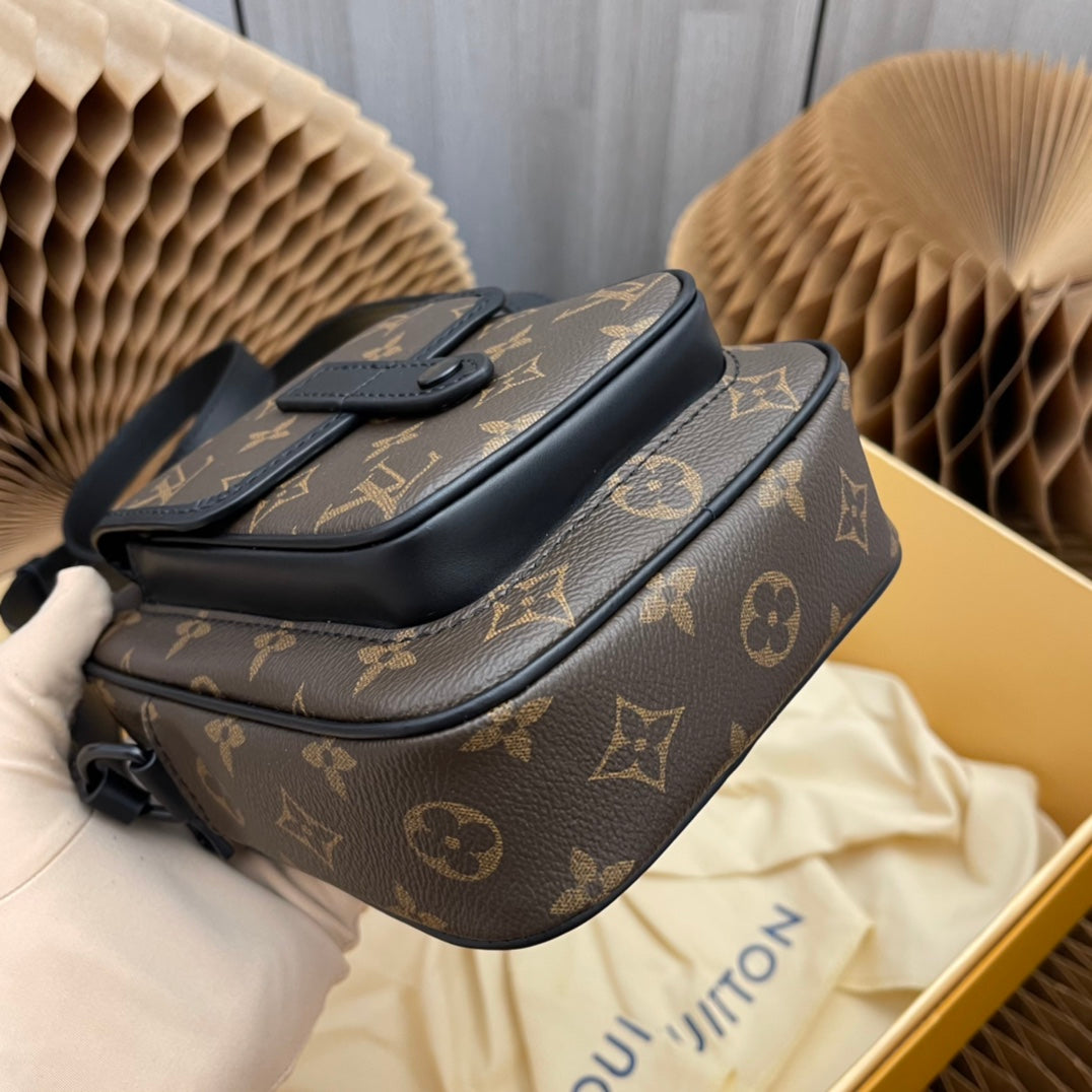 Louis Vuitton Classic Brown Monogram Canvas Crossbody Messenger Bag