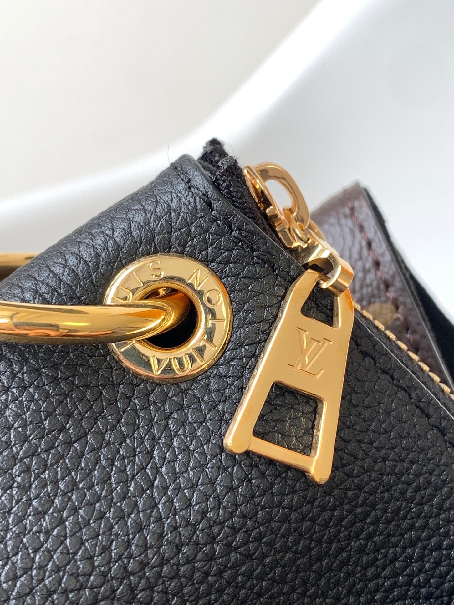 Louis Vuitton Vavin PM Monogram Canvas &amp; Leather Handbag - Brown/Black