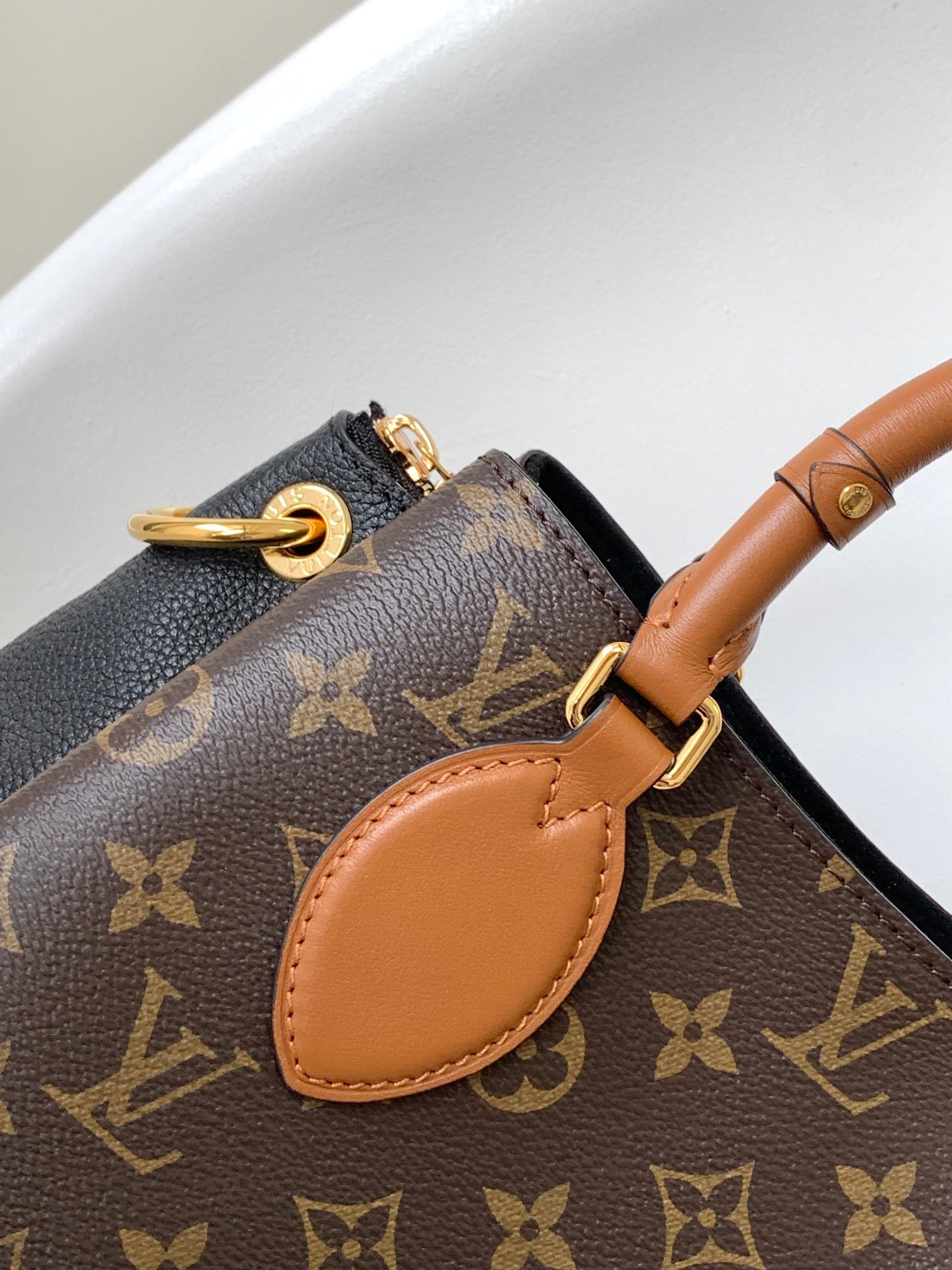 Louis Vuitton Vavin PM Monogram Canvas &amp; Leather Handbag - Brown/Black