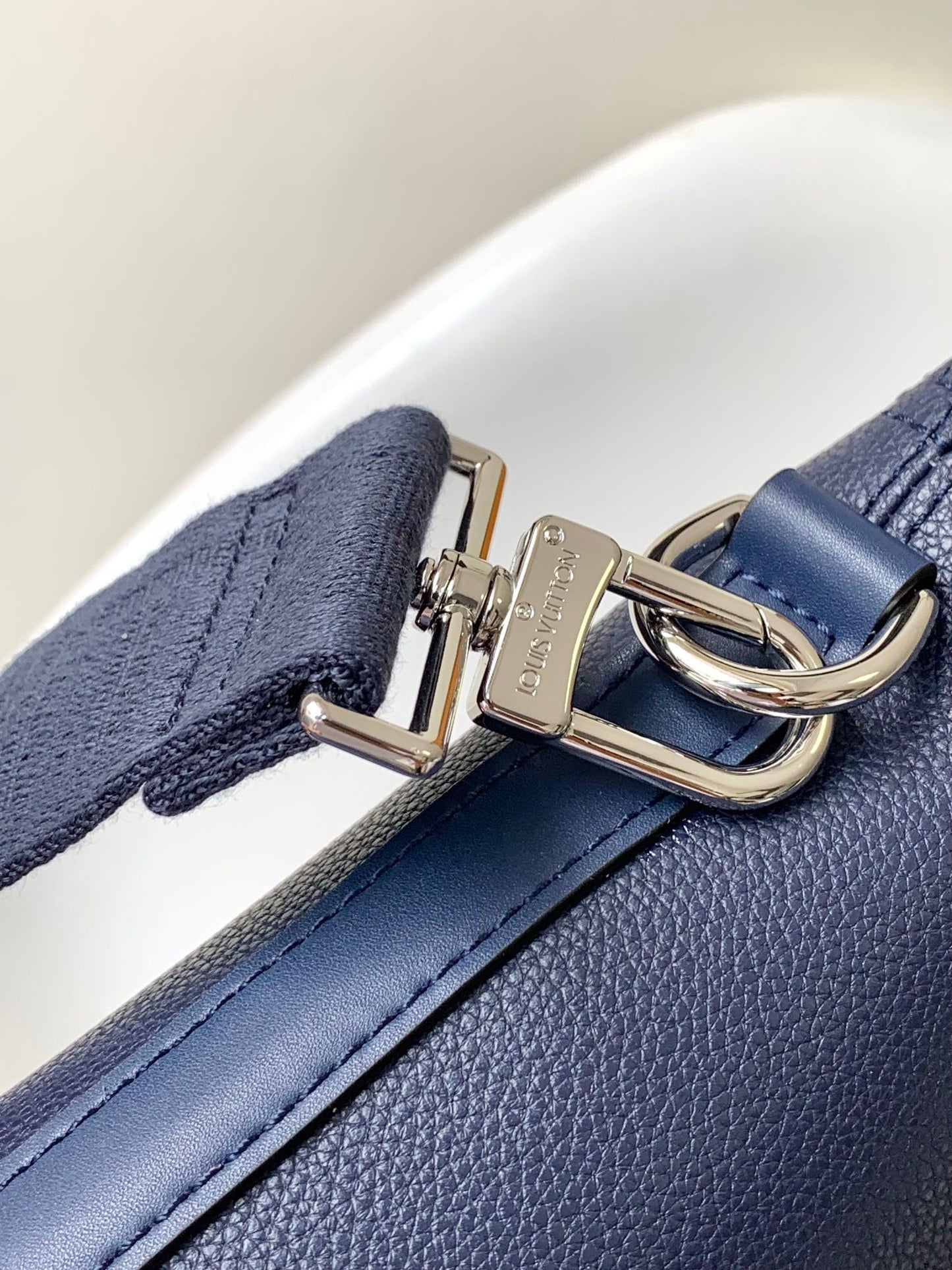 Louis Vuitton Professional Navy Blue Leather Slim Briefcase Laptop Bag