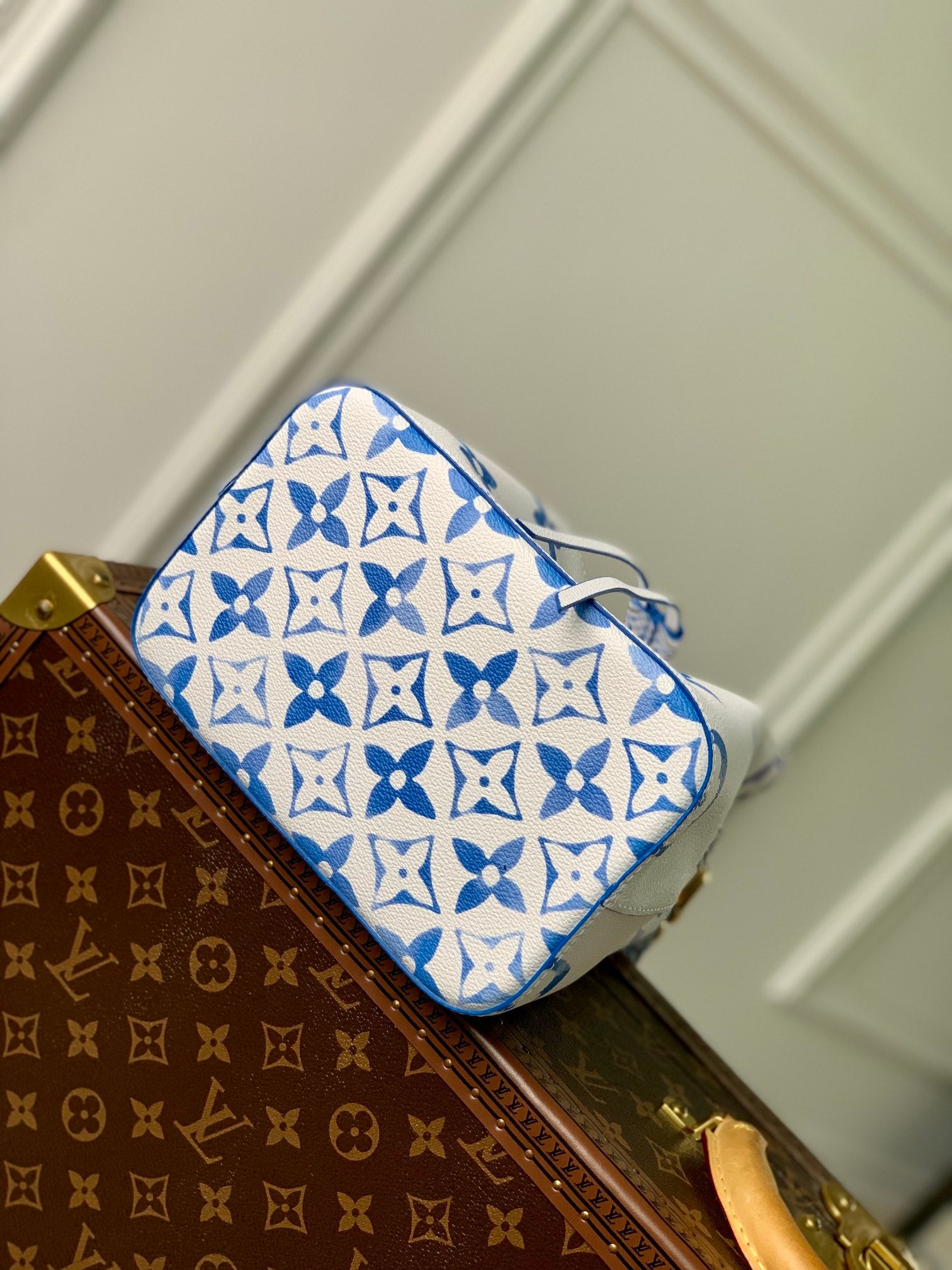Louis Vuitton White and Blue Monogram Drawstring Bucket Bag with Top Handle