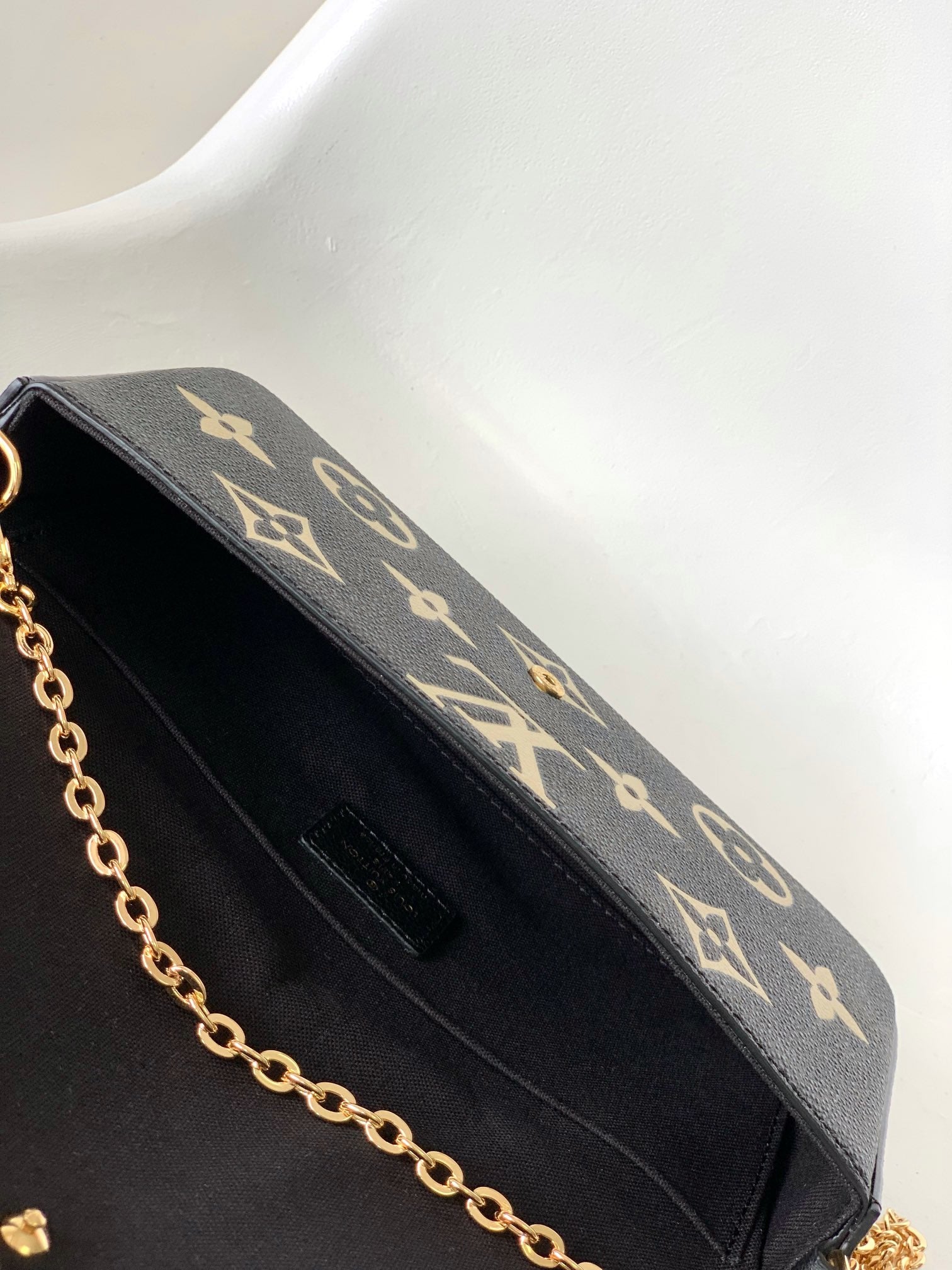 Louis Vuitton Félicie Pochette Monogram Empreinte Leather Chain Wallet - Black &amp; Gold