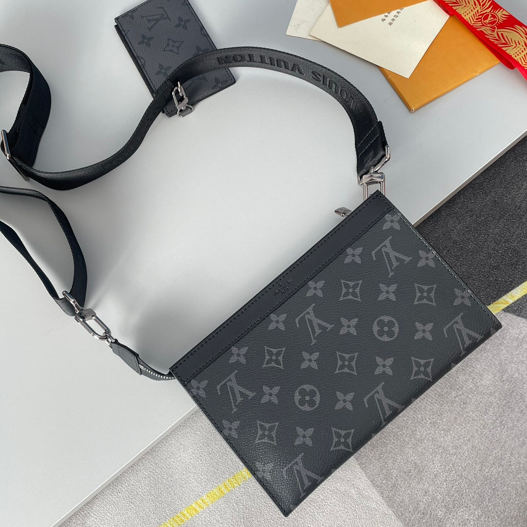 Louis Vuitton Black Monogram Canvas Crossbody Messenger Bag with Removable Pouch