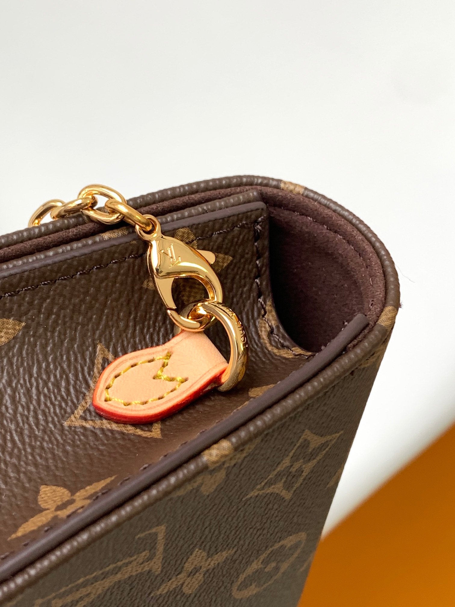 Louis Vuitton Classic Monogram Canvas Chain Wallet Crossbody Clutch Bag