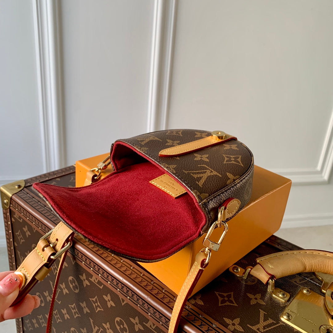 Louis Vuitton Vintage Brown Monogram Saddle Crossbody Bag with Buckle