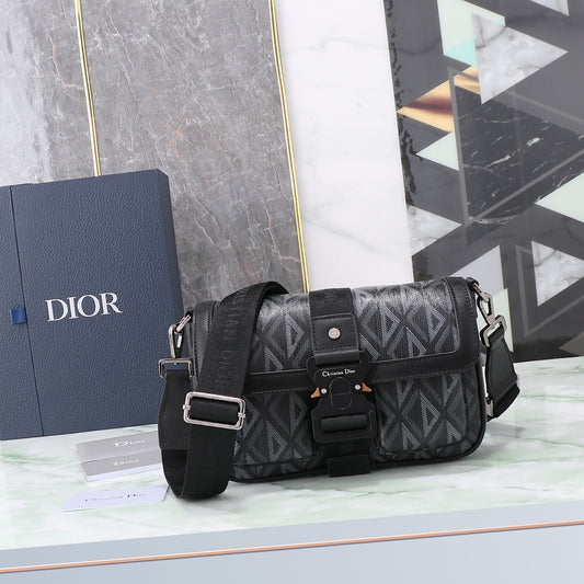 Dior Modern Black Geometric Pattern Crossbody Shoulder Bag with Buckle