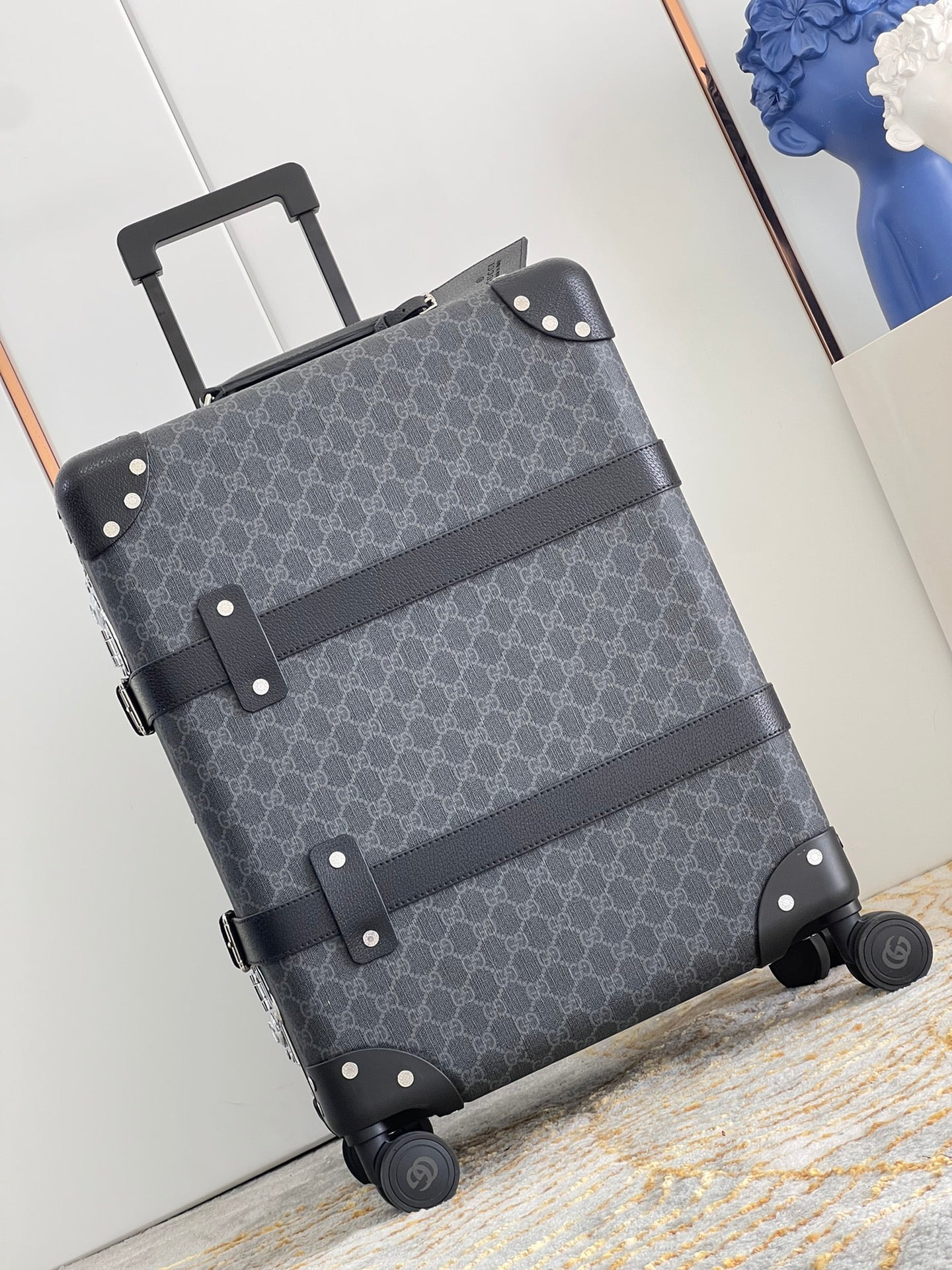 Luxury Monogram Pattern Hardshell Trunk Luggage with Spinner Wheels
