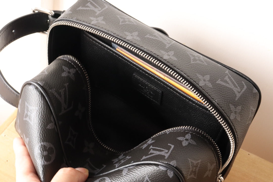 Louis Vuitton Black Monogram Toiletry Bag Luxury Travel Dopp Kit Organizer