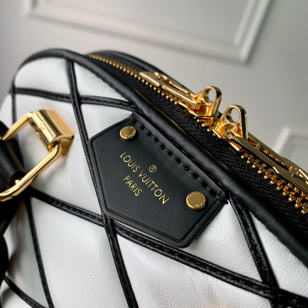 Louis Vuitton Alma BB Malletage Quilted Leather Handbag - Black &amp; White