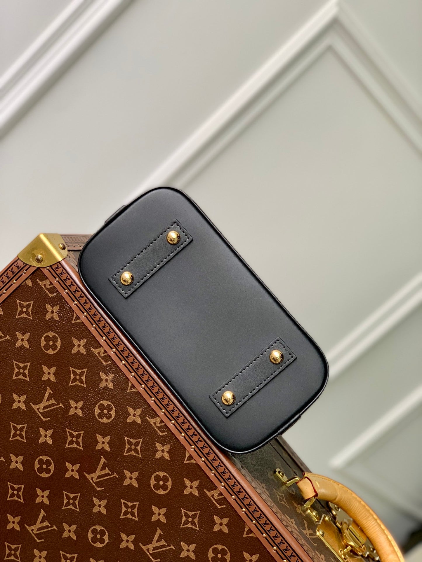 Louis Vuitton White and Black Quilted Dome Top Handle Crossbody Satchel Bag