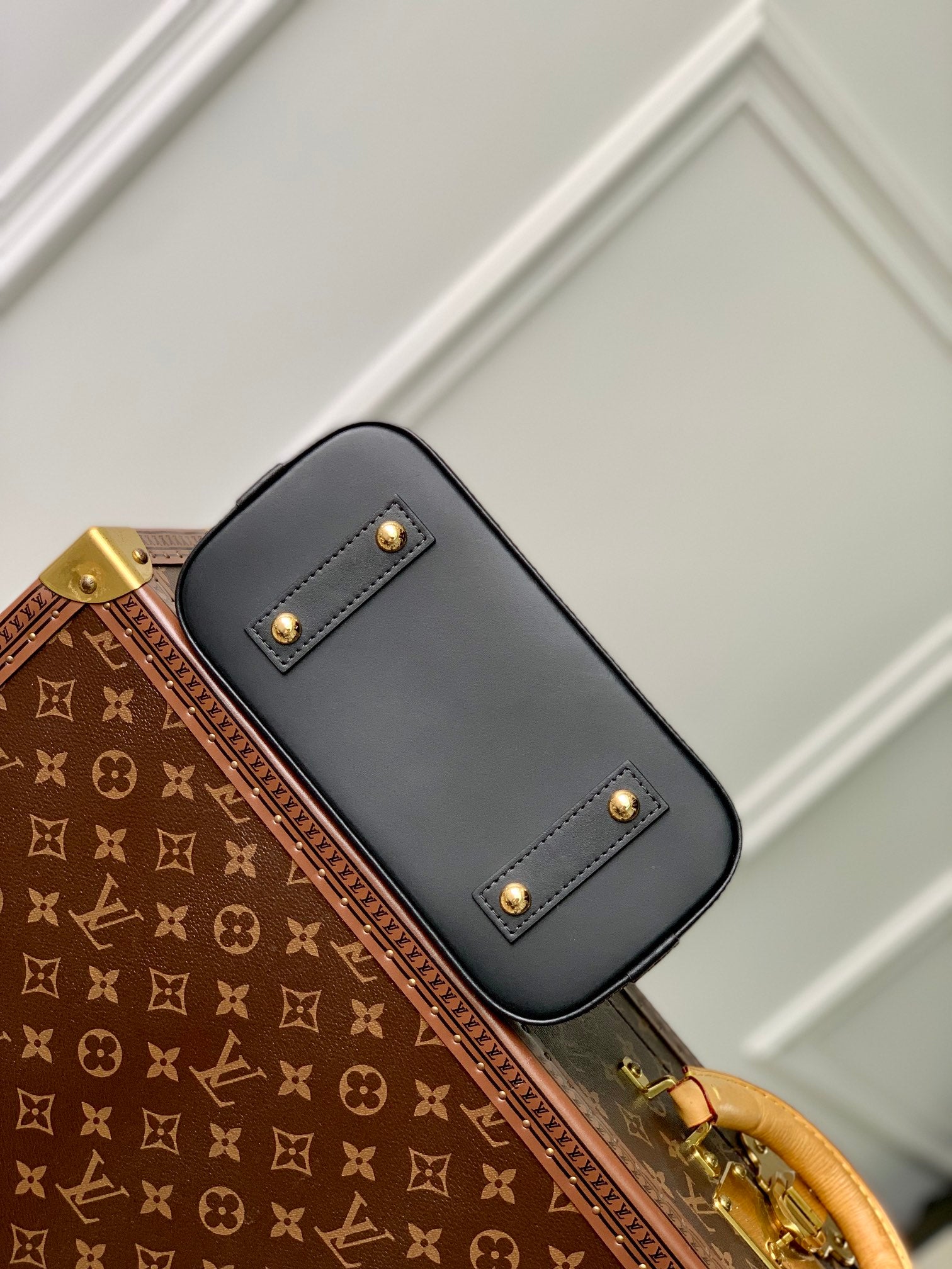 Louis Vuitton White and Black Quilted Dome Top Handle Crossbody Satchel Bag