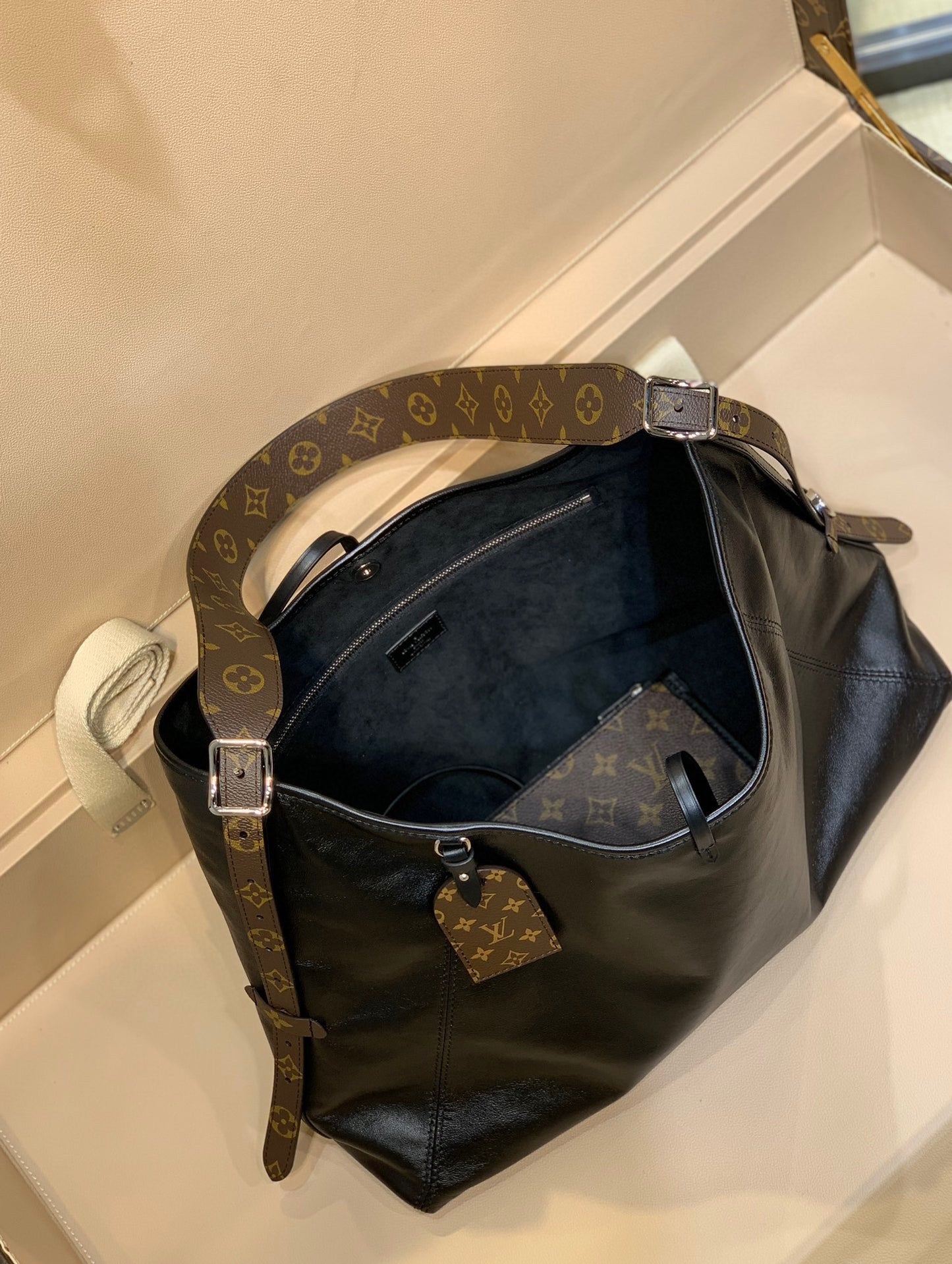 Louis Vuitton Classic Black Leather Hobo Bag with Detachable Monogram Pouch