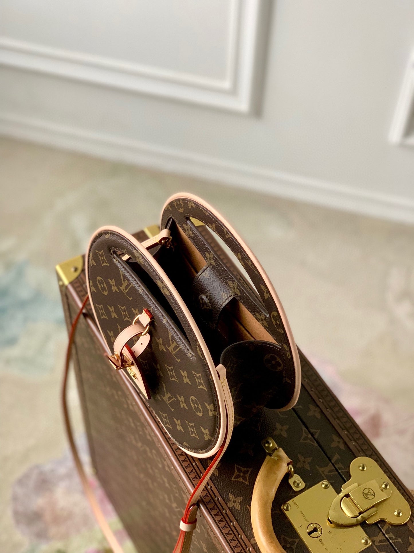 Louis Vuitton Classic Monogram Print Round Crossbody Bag with Top Handle
