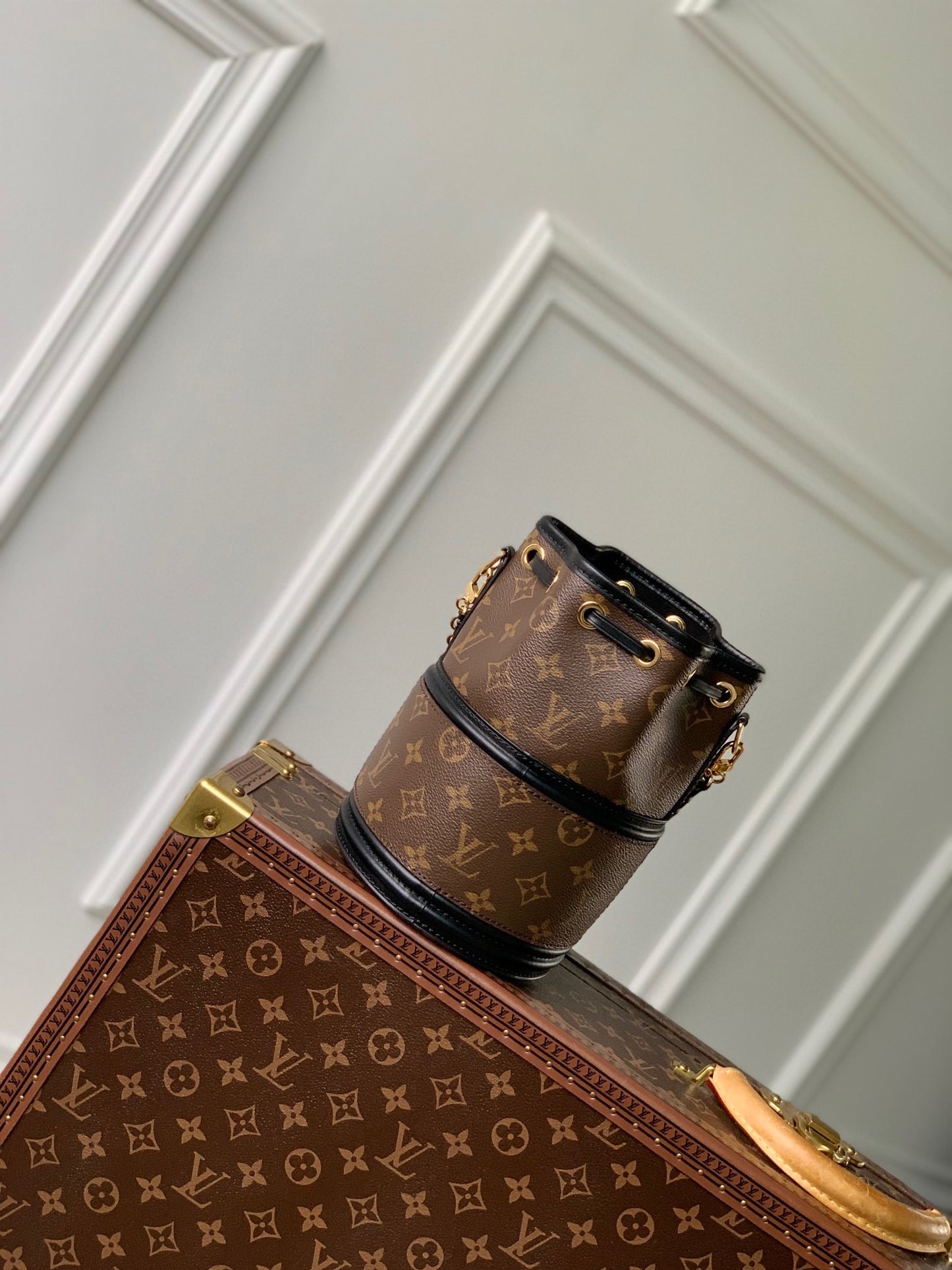 Louis Vuitton Duffle Bag Monogram Canvas - Black Leather Trim
